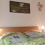 לינה וארוחת בוקר Rudolf פריבידזה